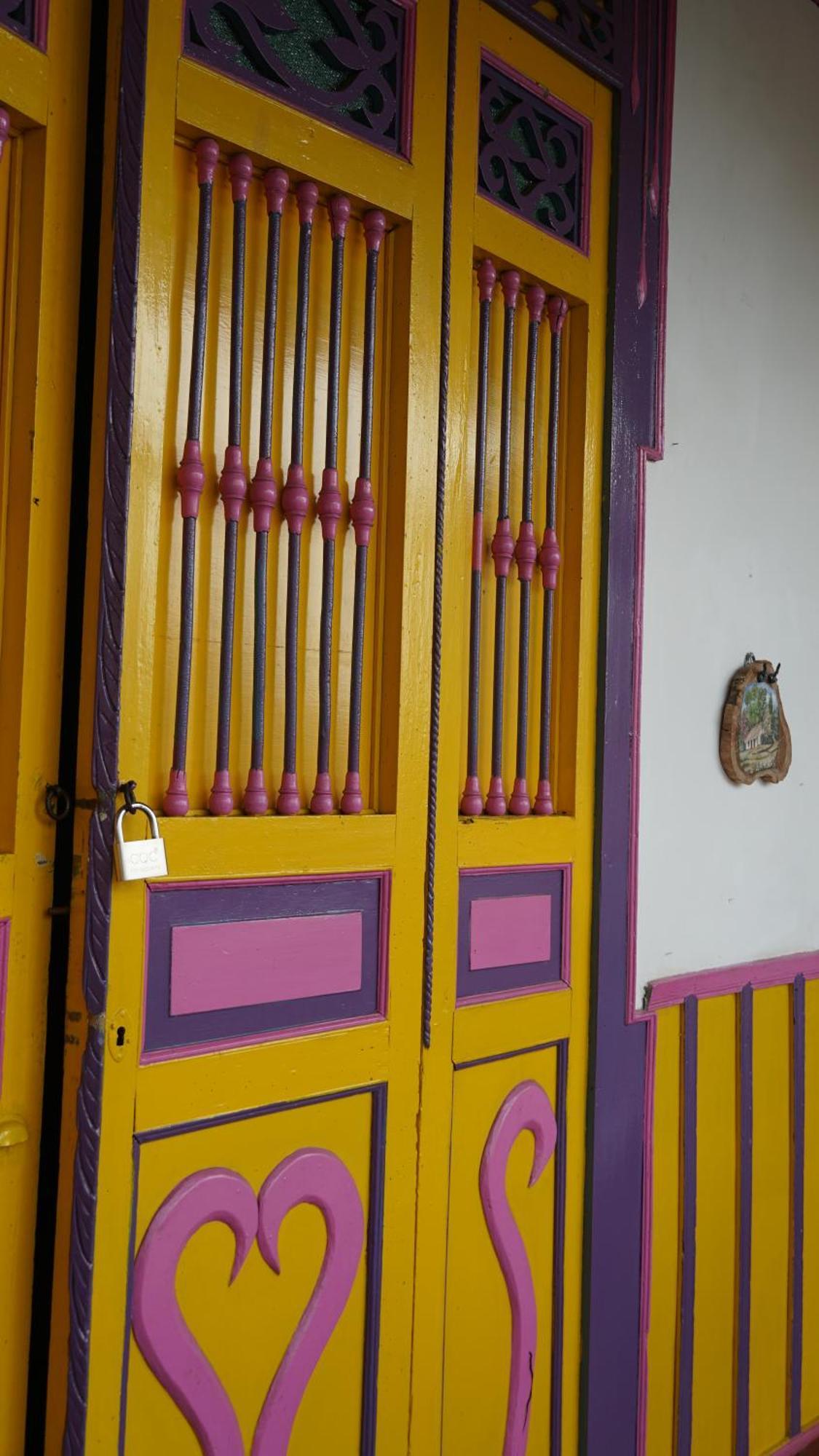 Hostal Bremen Filandia Exterior photo